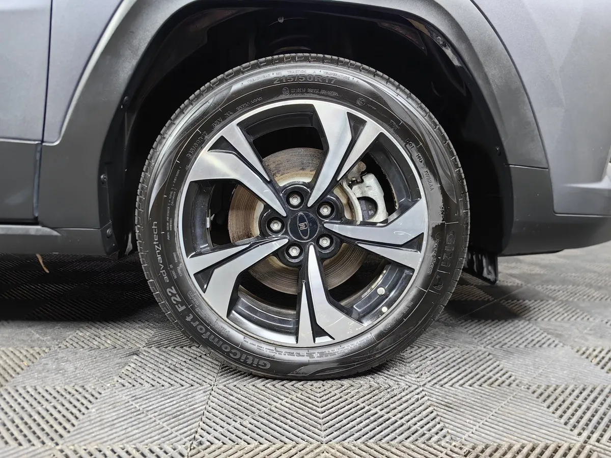 Москвич 3 1.5 CVT (150 л.с.) Standart Серый в АВИЛОН. Слайд №9 Москвич 3 1.5 CVT (150 л.с.) Standart Серый в АВИЛОН. Слайд №9