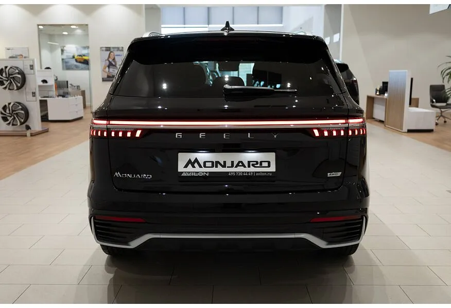 Geely Monjaro 2.0T 8AT 4WD (238 л.с.) Flagship Черный в АВИЛОН. Слайд №6