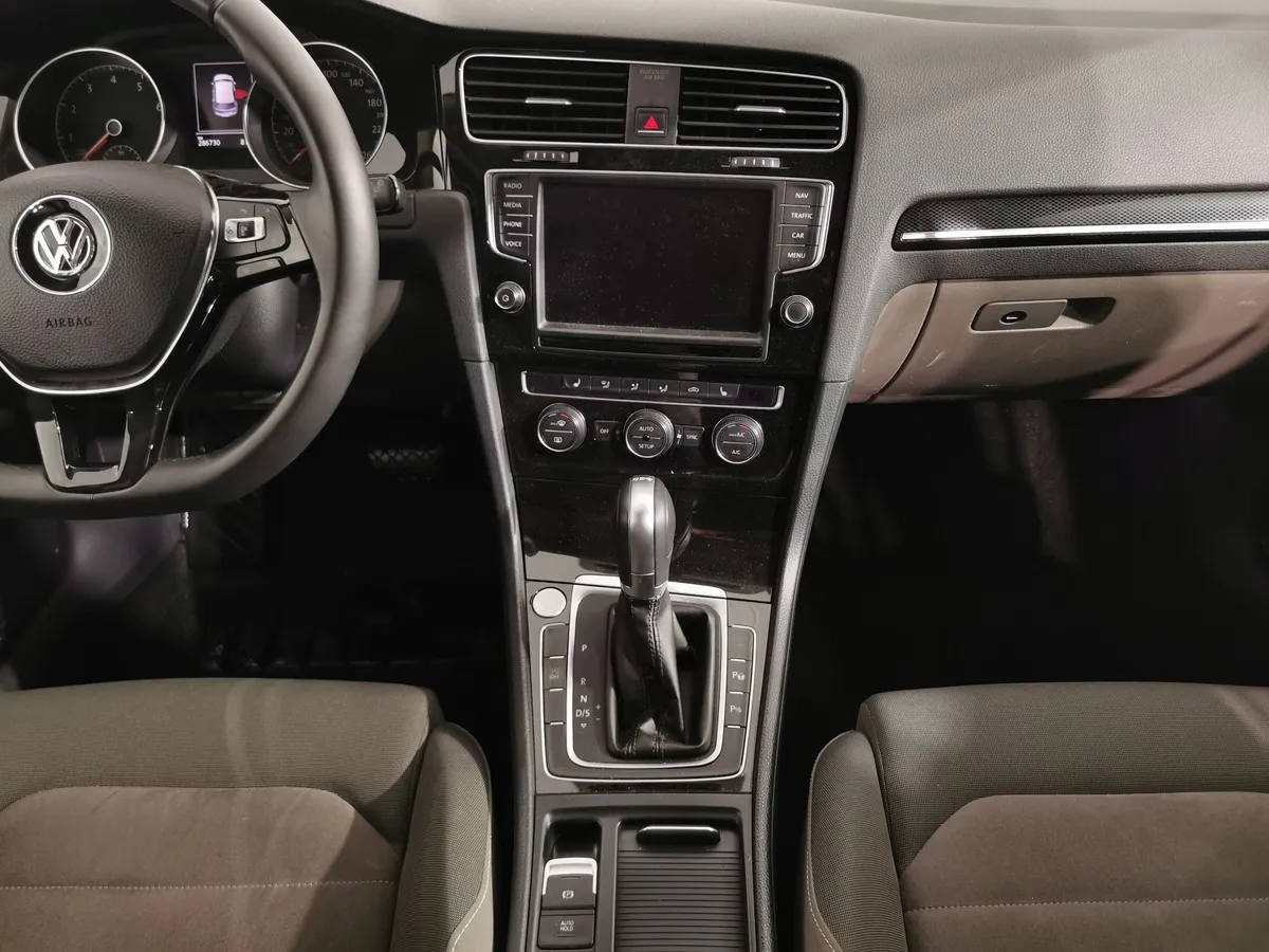 Volkswagen Golf 1.4 TSI BlueMotion DSG (140 л.с.) Highline Голубой в АВИЛОН. Слайд №14