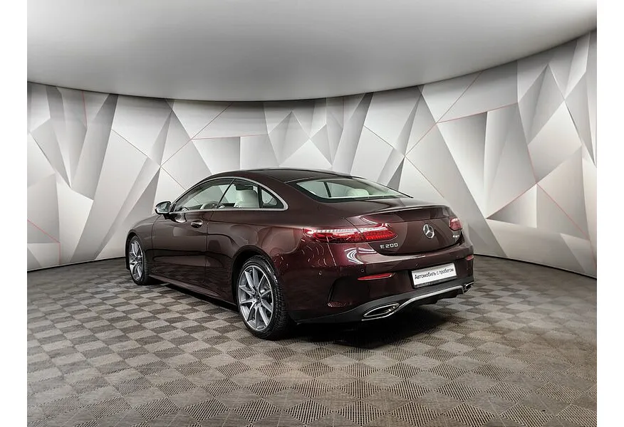 Mercedes-Benz E-Класс E 200 4MATIC 9G-TRONIC (197 л.с.) Sport Красный в АВИЛОН. Слайд №4