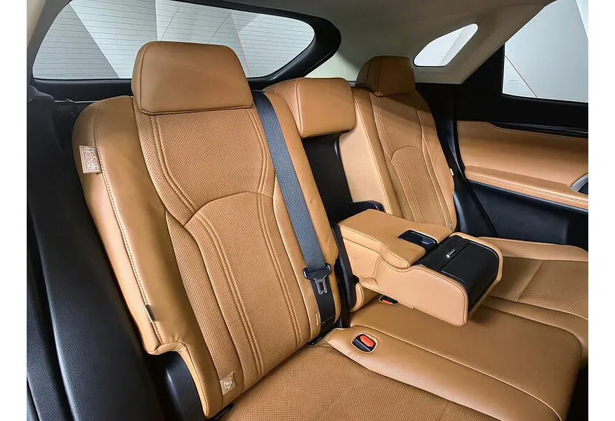 Lexus RX 200t AT AWD (238 л.с.) Luxury Черный в АВИЛОН. Слайд №17