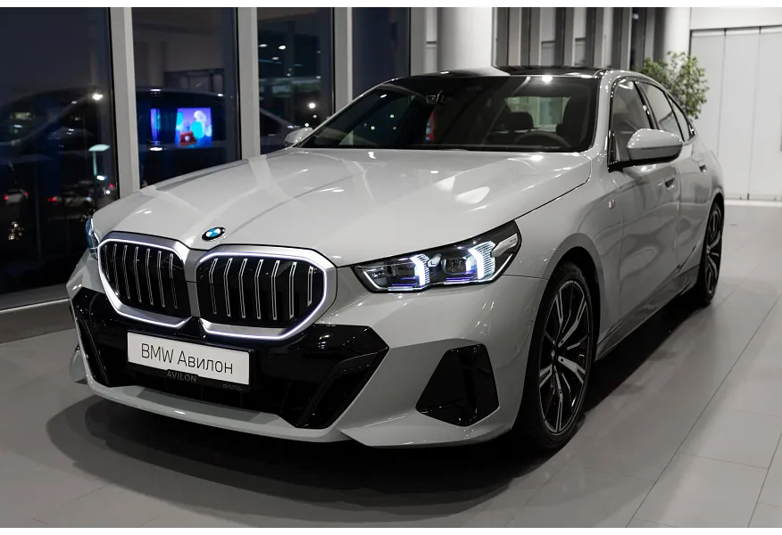 АВИЛОН - BMW 5 серия 530i xDrive AT (252 л.с.) Серый - slide 9605801
