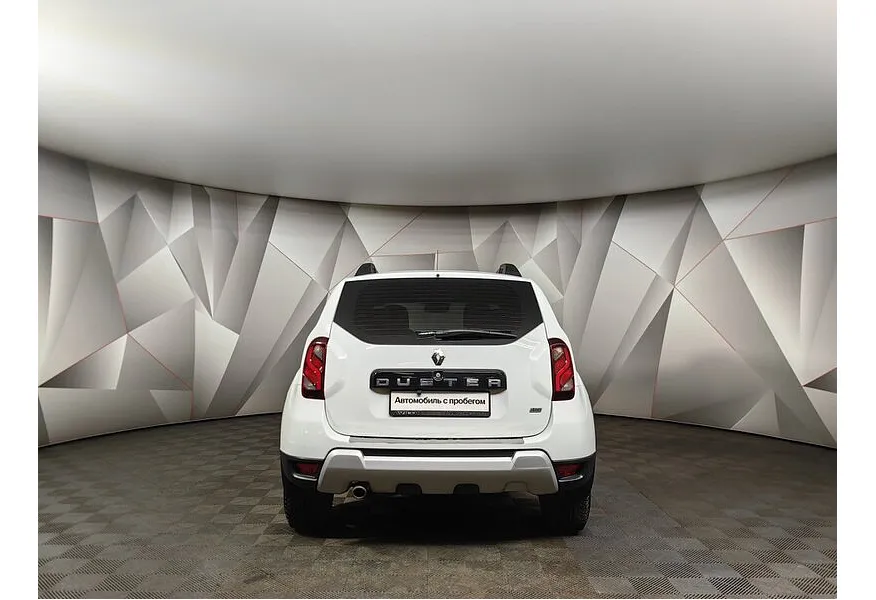 Renault Duster 2.0 MT 4x4 (143 л.с.) Белый в АВИЛОН. Слайд №8