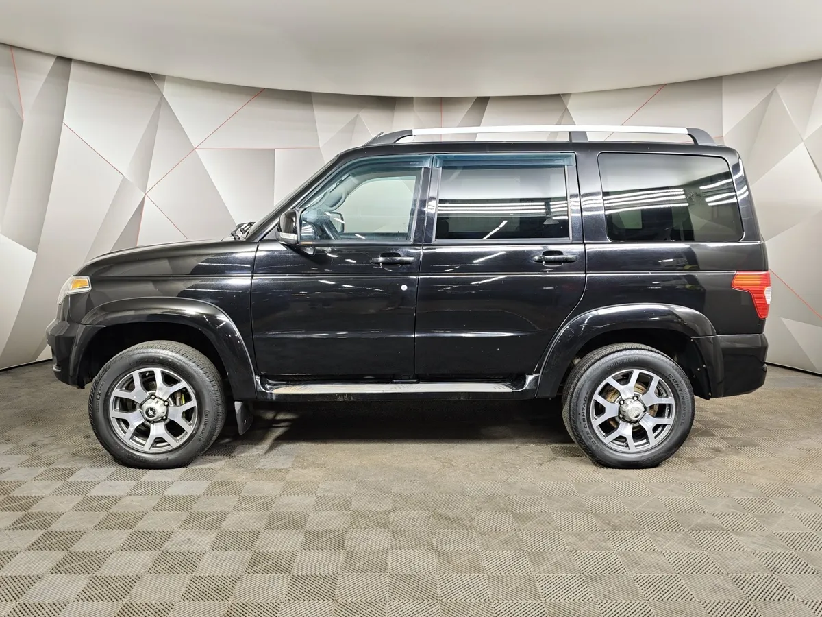 УАЗ Patriot 2.7 MT 4WD (150 л.с.) Классик Черный в АВИЛОН. Слайд №5