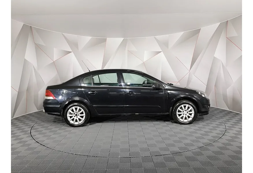 АВИЛОН - Opel Astra 1.8 MT (140 л.с.) base Черный - slide 3