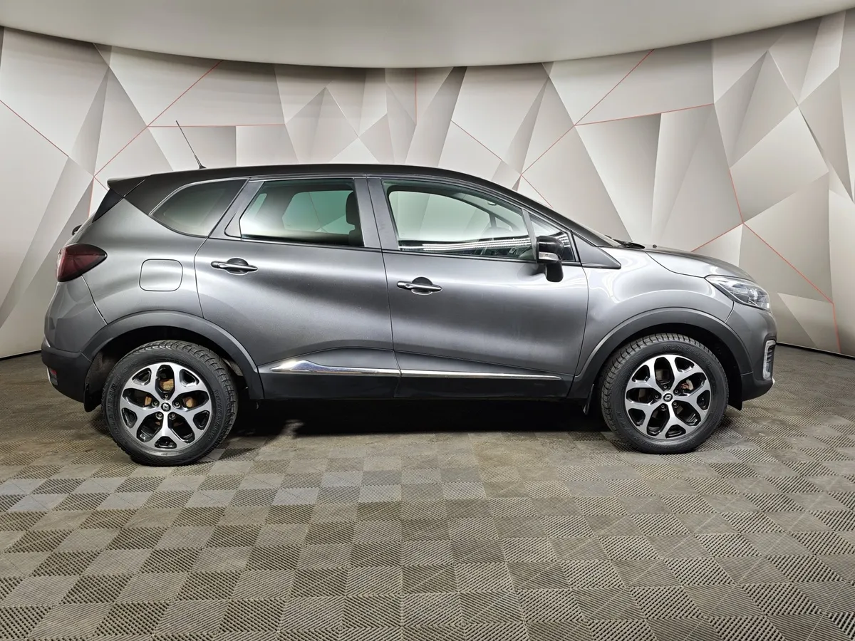 Renault Kaptur 2.0 AT AWD (143 л.с.) Серый в АВИЛОН. Слайд №6