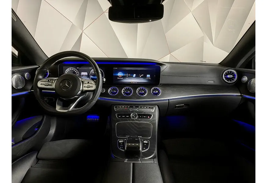 Mercedes-Benz E-Класс E 200 4MATIC G-TRONIC (184 л.с.) Sport Черный в АВИЛОН. Слайд №14