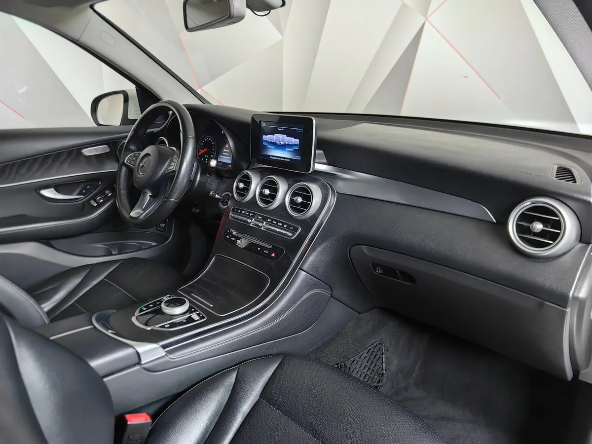 Mercedes-Benz GLC 250 9G-TRONIC 4MATIC (211 л.с.) Особая серия Белый в АВИЛОН. Слайд №12