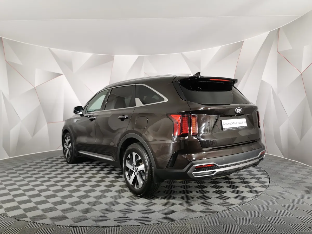 Kia Sorento 2.2 CRDi 4WD DCT (199 л.с.) Luxe Коричневый в АВИЛОН. Слайд №4