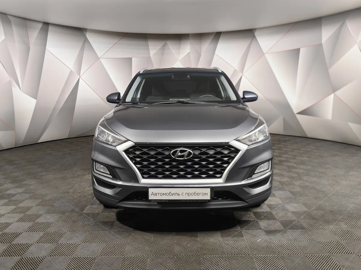 Hyundai Tucson 2.0 (150 л.с.) MPi-6MT-4WD Family Серый в АВИЛОН. Слайд №7