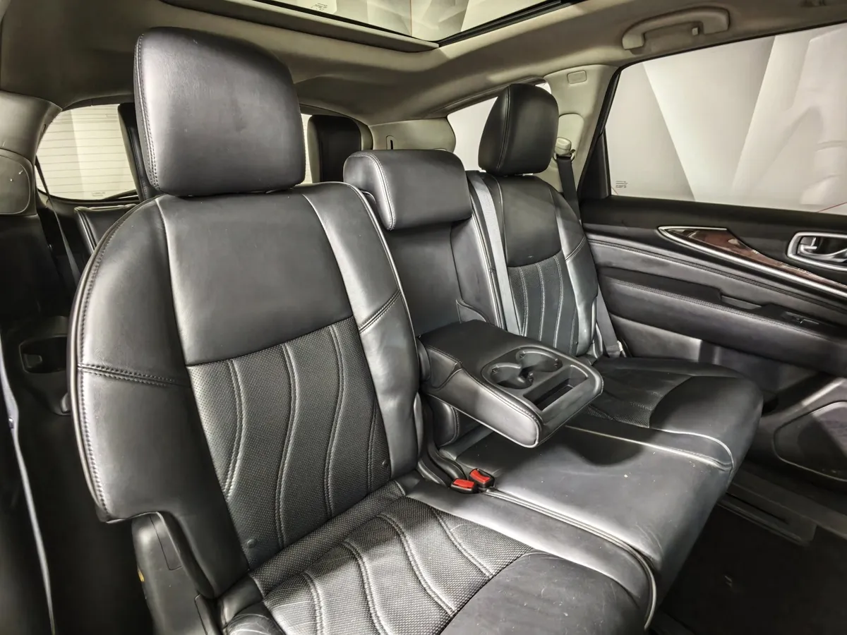 Infiniti JX-Series JX35 CVT AWD (262 л.с.) Белый в АВИЛОН. Слайд №16