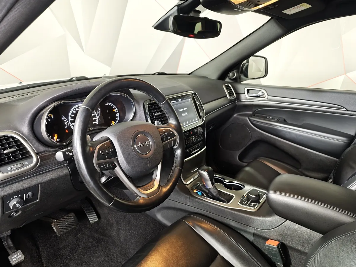 Jeep Grand Cherokee 3.0 AT AWD (238 л.с.) Limited Белый в АВИЛОН. Слайд №19