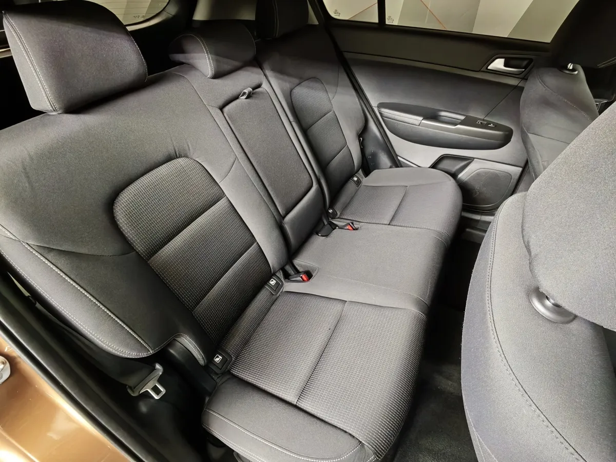 Kia Sportage 2.0 MPI AT 4WD (150 л.с.) Comfort Коричневый в АВИЛОН. Слайд №17