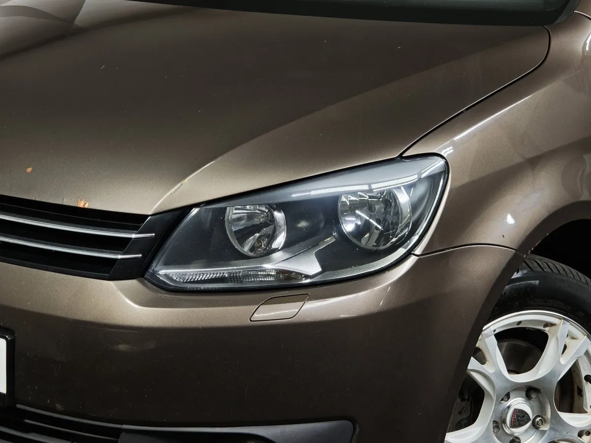 Volkswagen Touran 1.4 TSI DSG (140 л.с.) Trendline Коричневый в АВИЛОН. Слайд №10