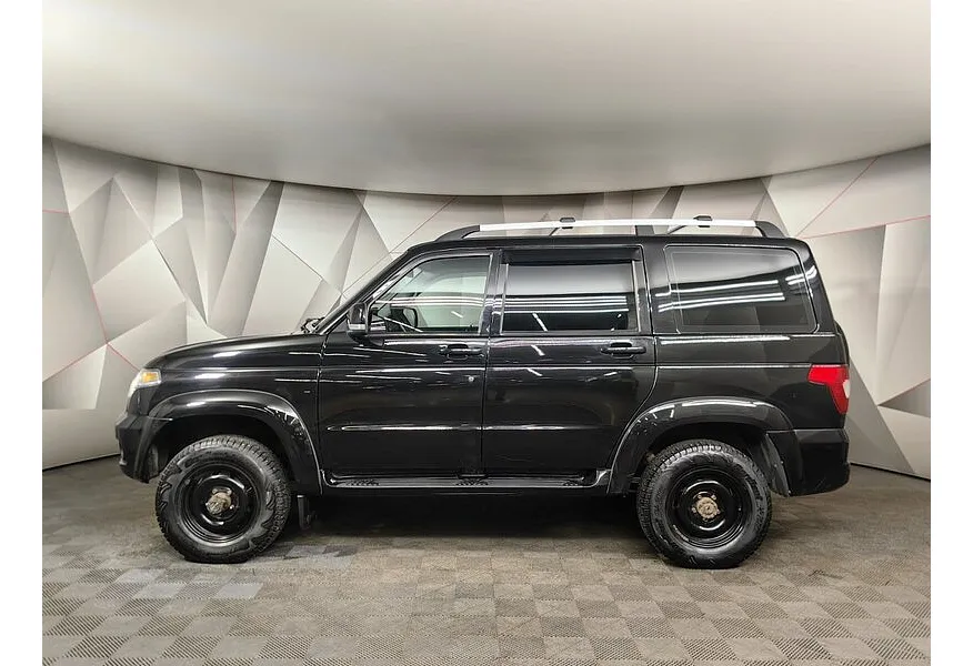 УАЗ Patriot 2.7 AT 4WD (150 л.с.) Оптимум Черный в АВИЛОН. Слайд №5