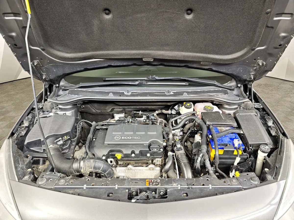 Opel Astra 1.4 Turbo AT (140 л.с.) Серый в АВИЛОН. Слайд №11