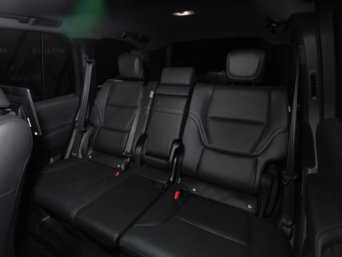 Toyota Land Cruiser 3.5 V6 AT 4WD (415 л.с.) Премиум Черный в АВИЛОН. Слайд №10