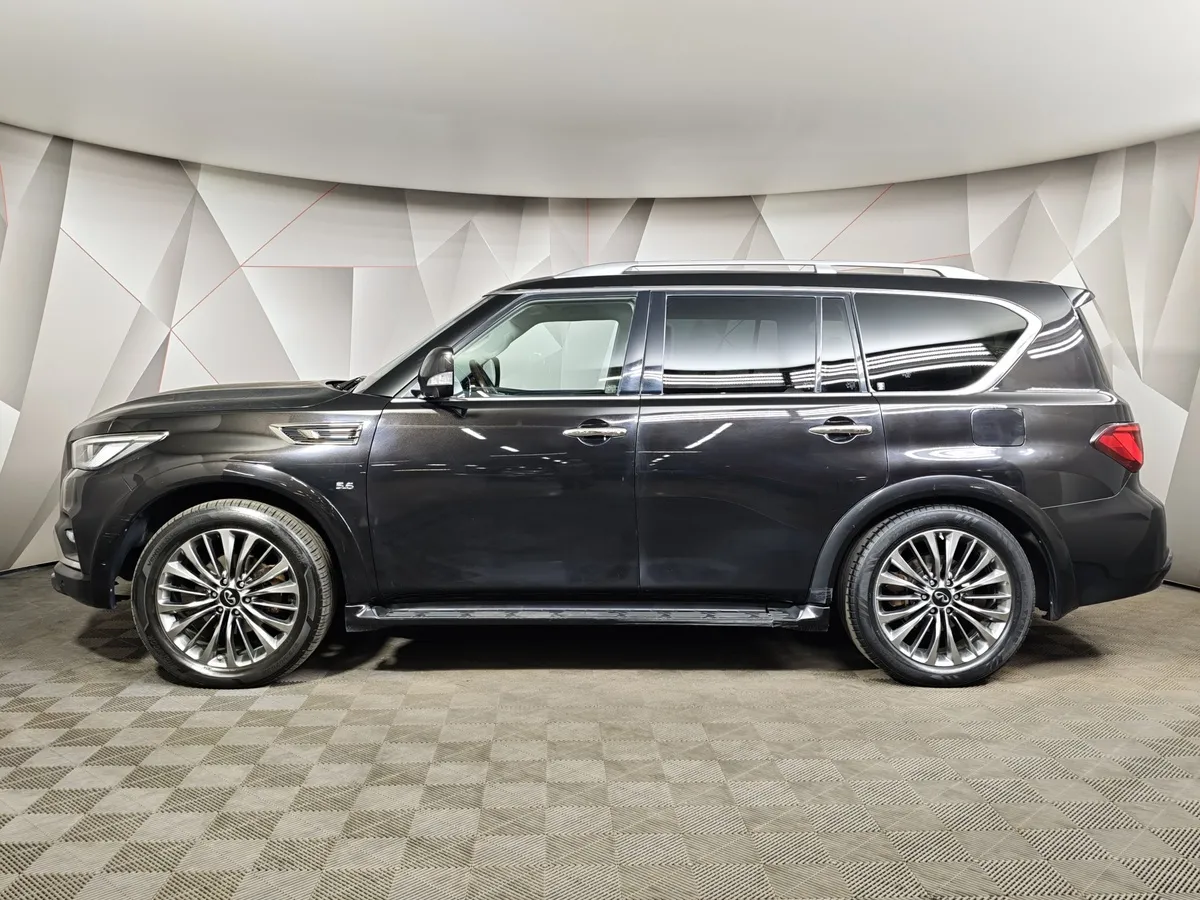 Infiniti QX80 5.6 АТ AWD (405 л.с.) Черный в АВИЛОН. Слайд №5