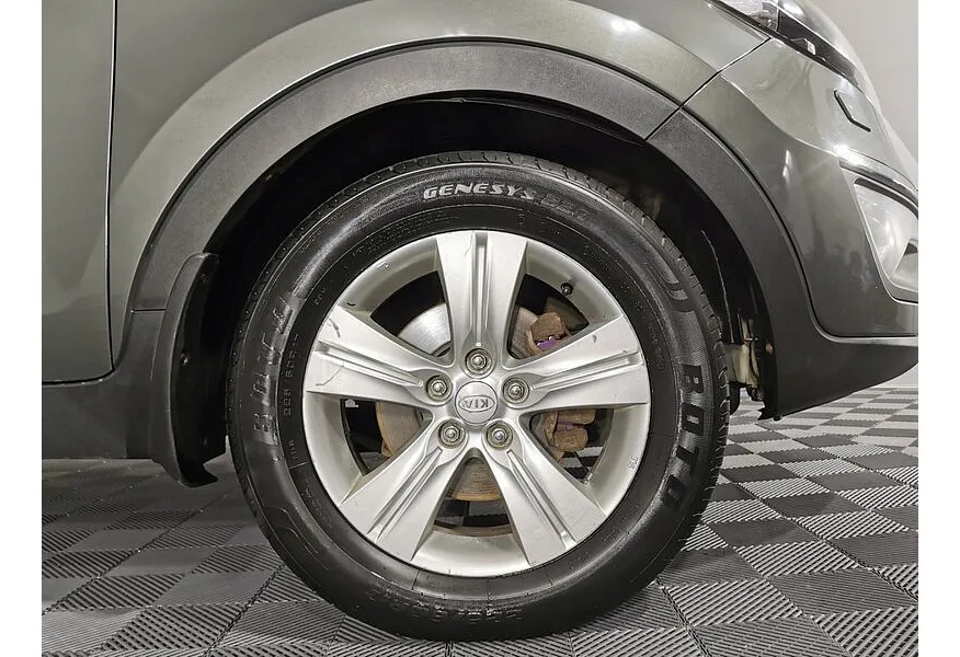 Kia Sportage 2.0 AT AWD (150 л.с.) Серебристый в АВИЛОН. Слайд №18