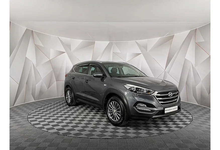 Hyundai Tucson 2.0 (150 л.с.) MPi-6MT-4WD Family Серый в АВИЛОН. Слайд №3