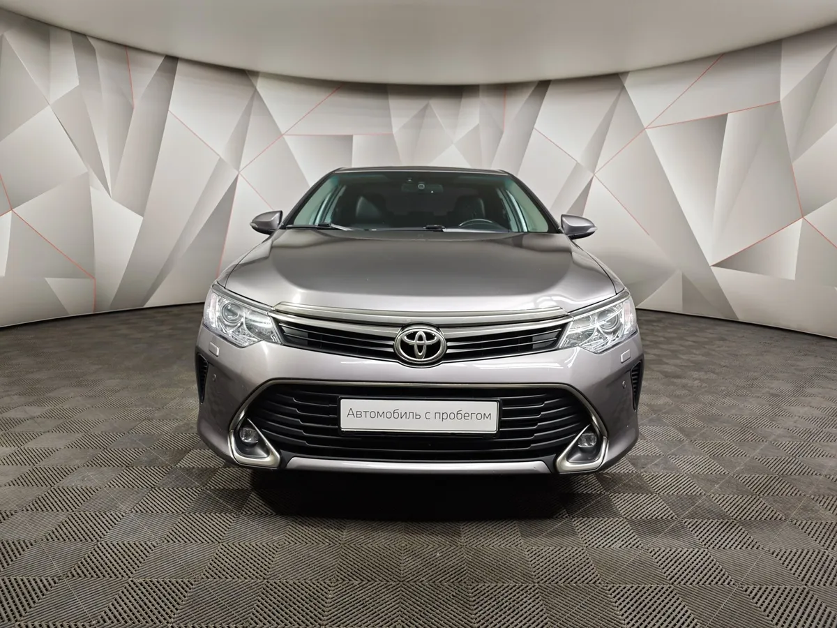 Toyota Camry 2.5 AT (181 л.с.) Стандарт Серый в АВИЛОН. Слайд №7