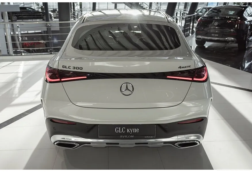 Mercedes-Benz GLC Купе 300 9G-TRONIC 4MATIC (272 л.с.) Белый в АВИЛОН. Слайд №6