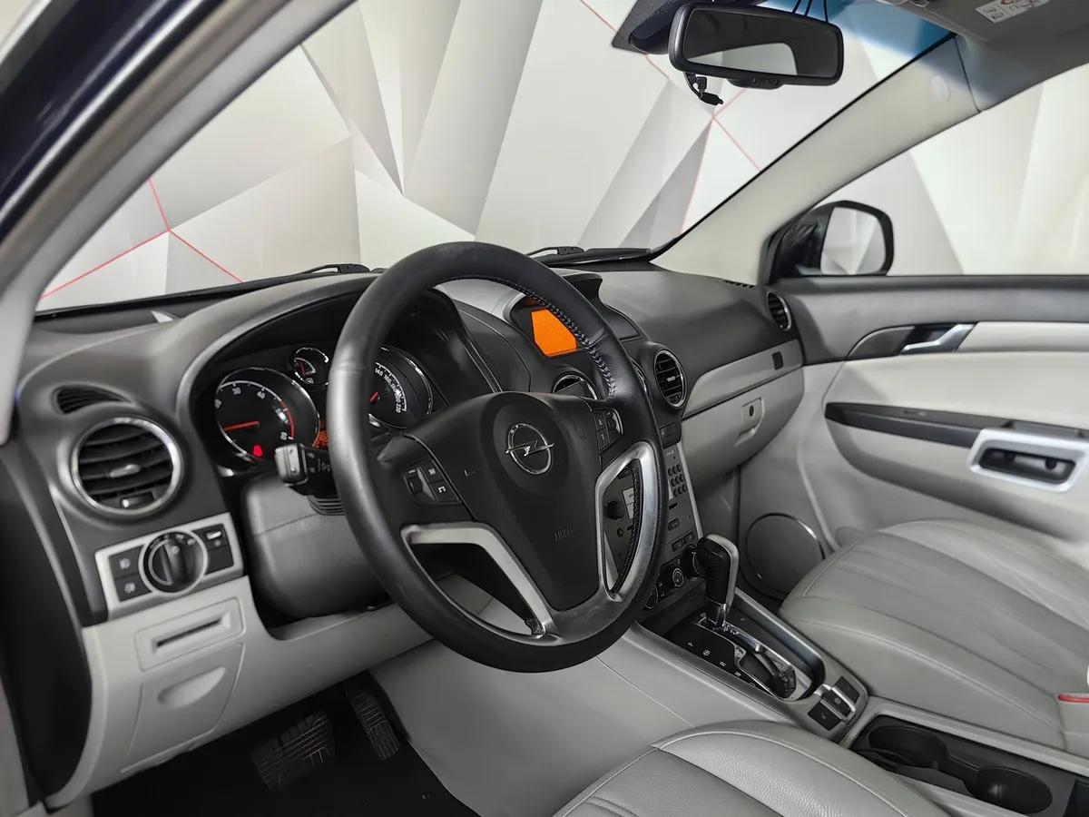 Opel Antara 2.2 CDTi AT AWD (184 л.с.) Черный в АВИЛОН. Слайд №17