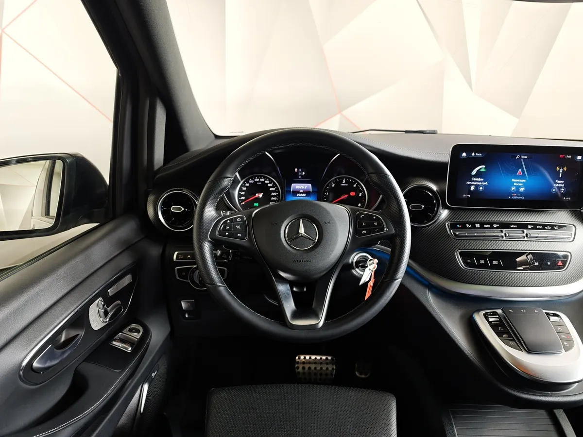 Mercedes-Benz V-Класс V 300 L2 4Matic 9G-Tronic (239 л.с.) Серый в АВИЛОН. Слайд №19