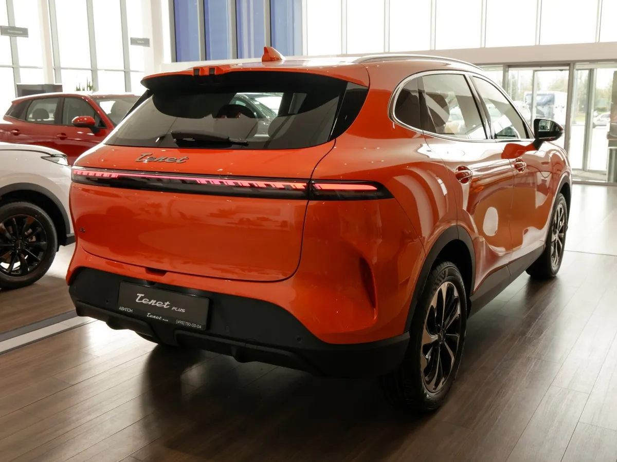 Tenet Plus L6 1.5T 6DCT 2WD (147 л.с.) Ультра Оранжевый в АВИЛОН. Слайд №6