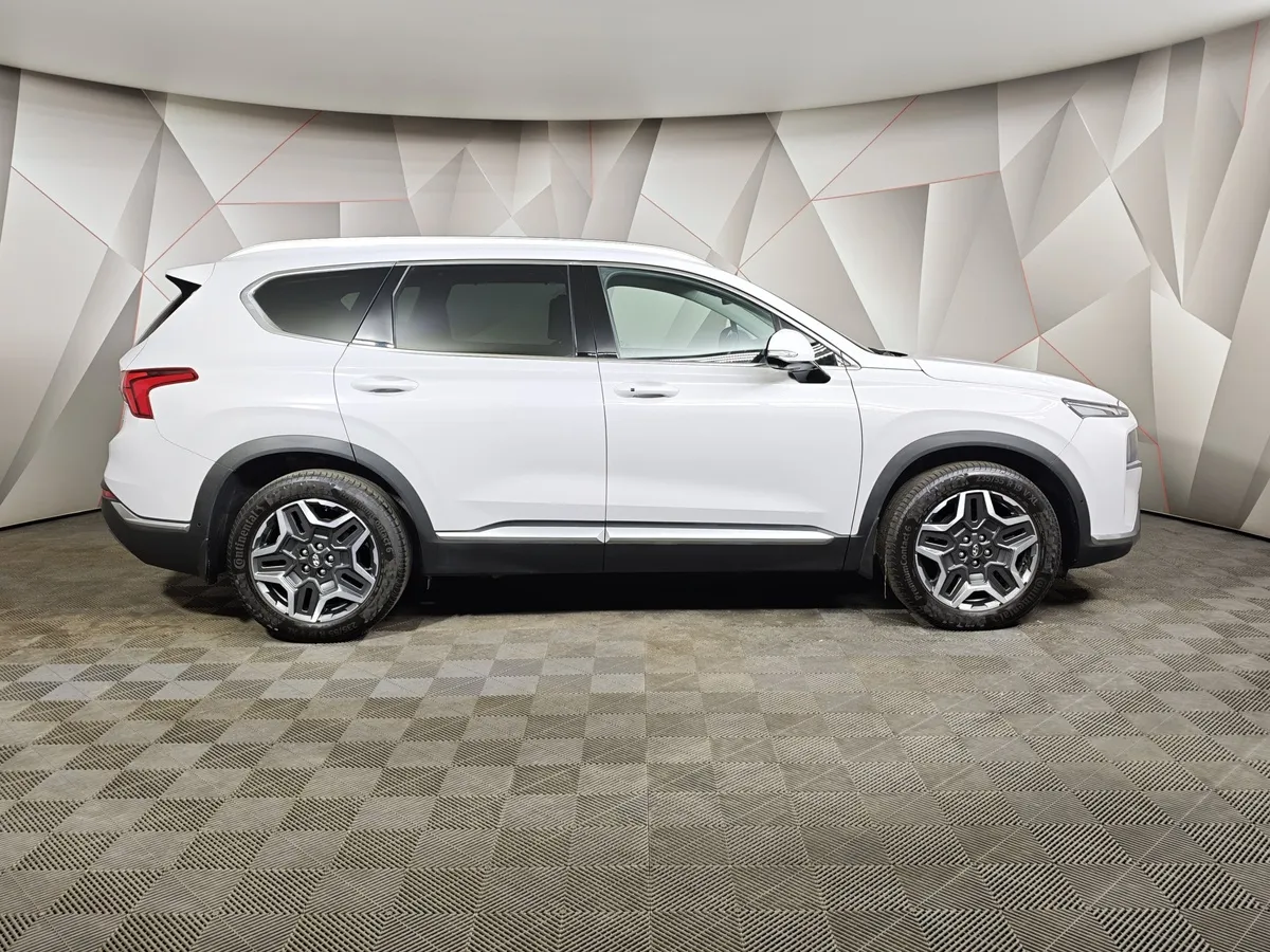 Hyundai Santa Fe 2.2 CRDi AWD 8AT (200 л.с.) High-Tech Белый в АВИЛОН. Слайд №6