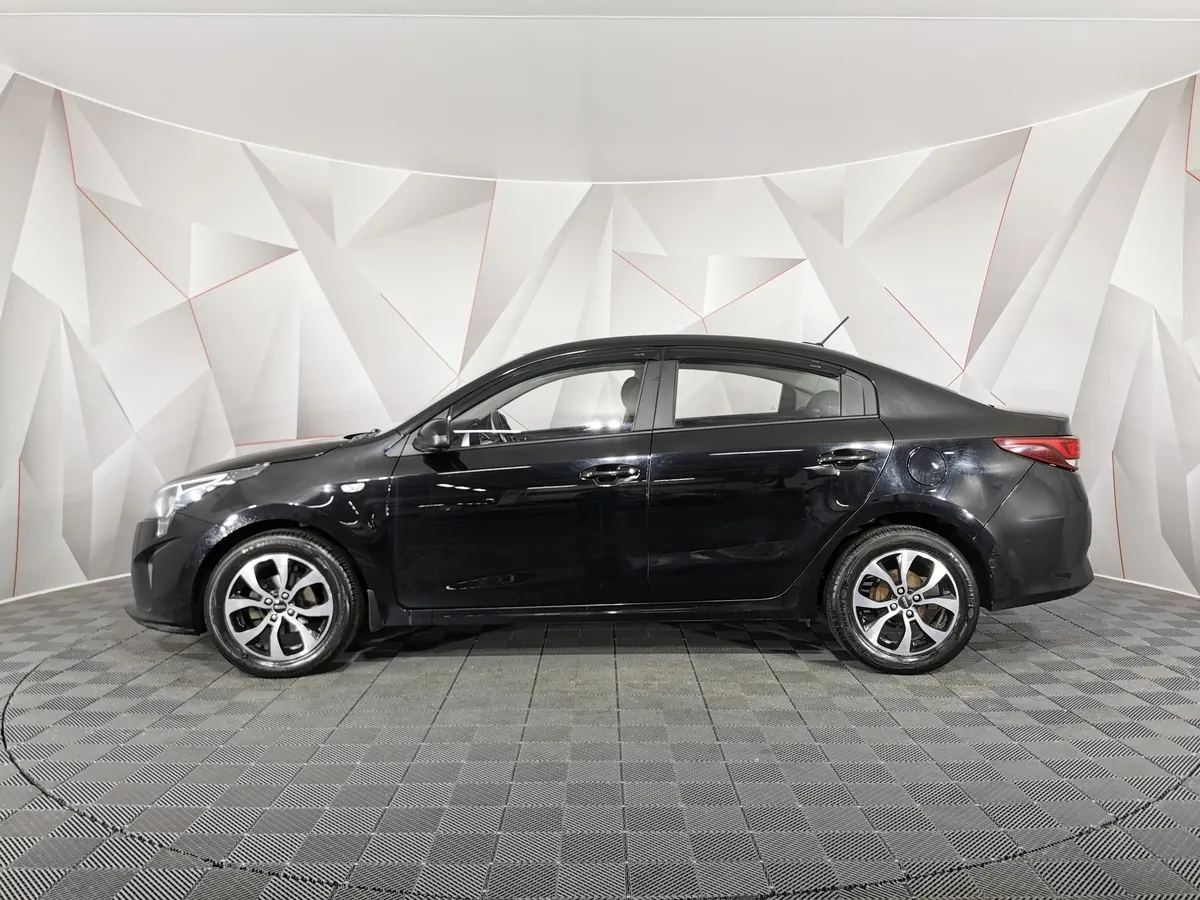 Kia Rio X 1.6 AT (123 л.с.) Luxe Черный в АВИЛОН. Слайд №5