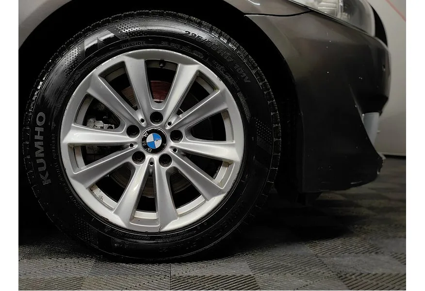 BMW 5 серия 525d xDrive AT (218 л.с.) Коричневый в АВИЛОН. Слайд №7