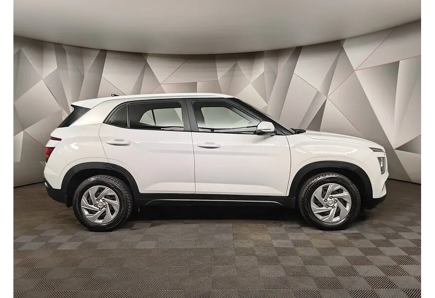 Hyundai Creta 1.6 AT 4WD (121 л.с.) Family Белый в АВИЛОН. Слайд №6