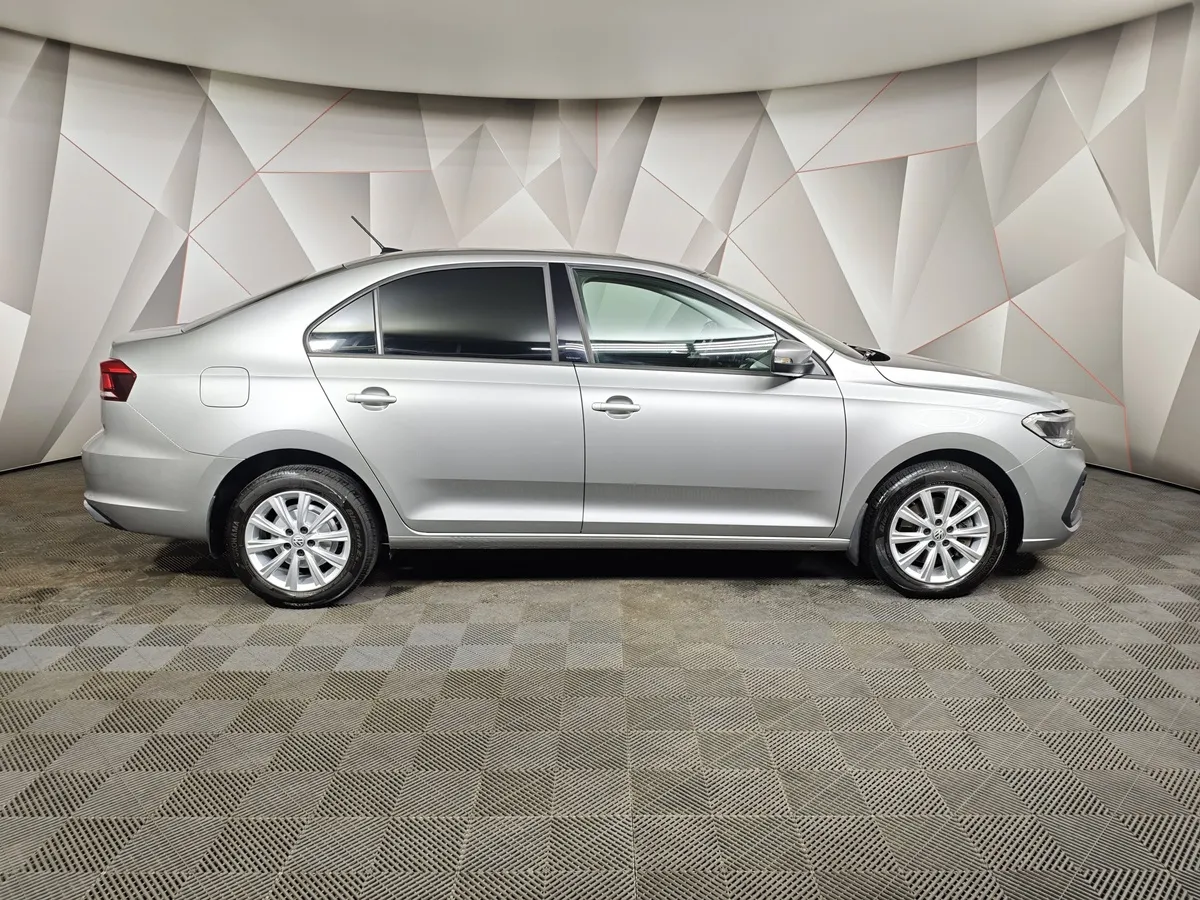 Volkswagen Polo 1.6 MPI AT (110 л.с.) Status Серебристый в АВИЛОН. Слайд №6