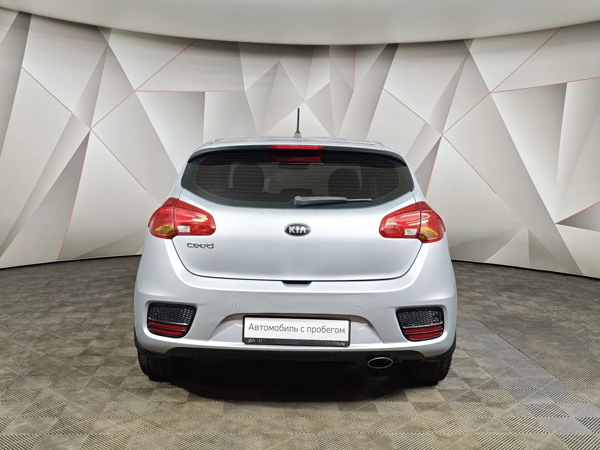 Kia Ceed 1.6 AT (130 л.с.) Comfort Серебристый в АВИЛОН. Слайд №8