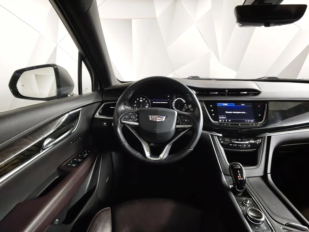 Cadillac XT6 2.0T AT AWD (200 л.с.) Premium Luxury Черный в АВИЛОН. Слайд №20