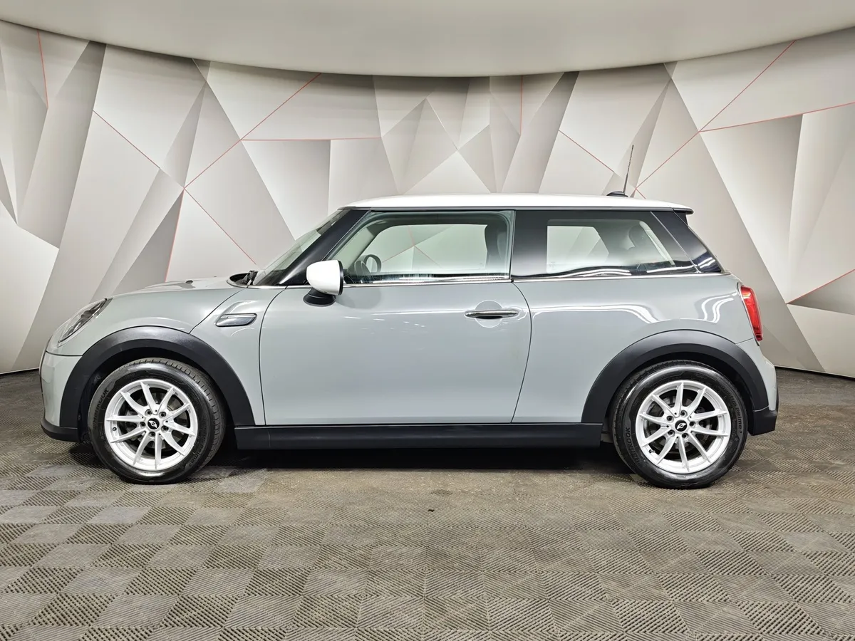 MINI 3 двери Cooper 1.5 AT (136 л.с.) Essential Серый в АВИЛОН. Слайд №5