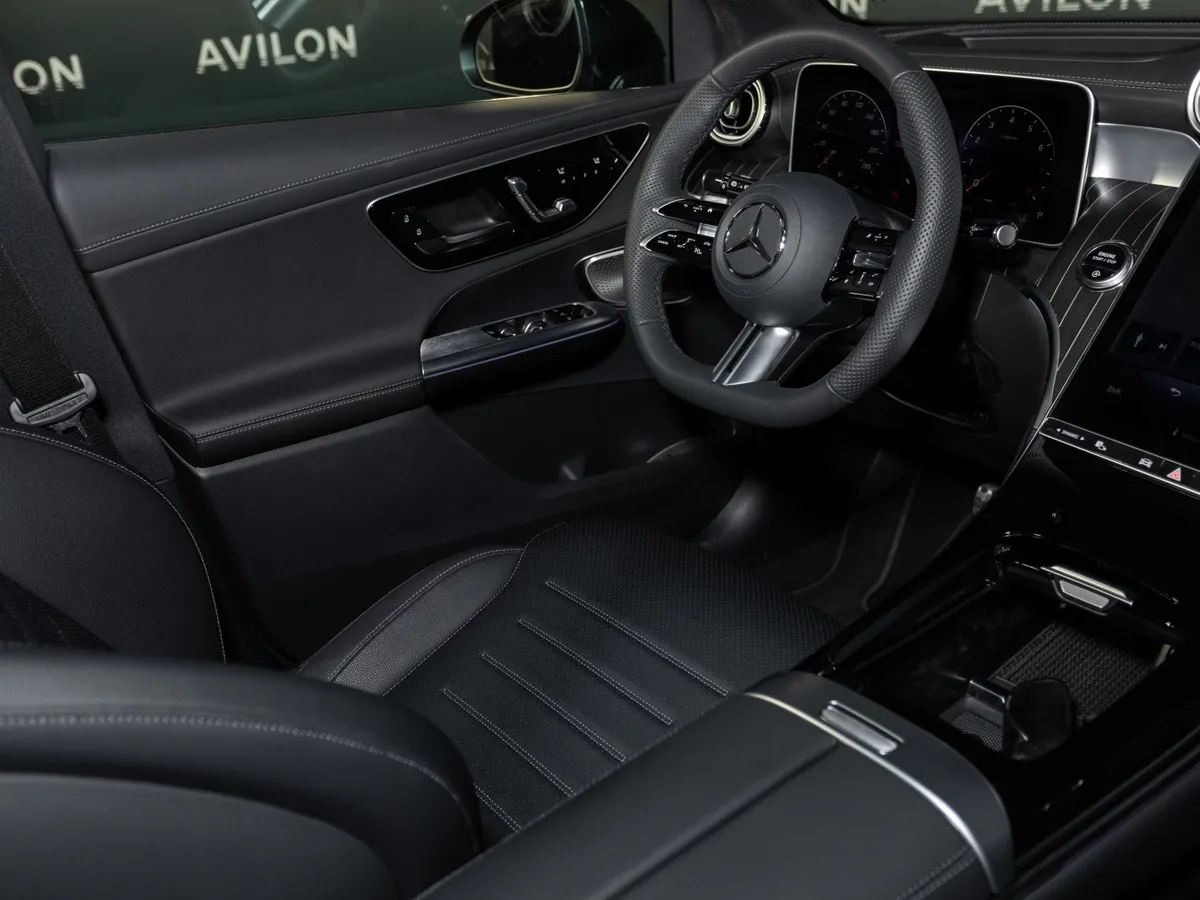 Mercedes-Benz GLC 300 4MATIC 9G-TRONIC (258 л.с.) Серый в АВИЛОН. Слайд №15