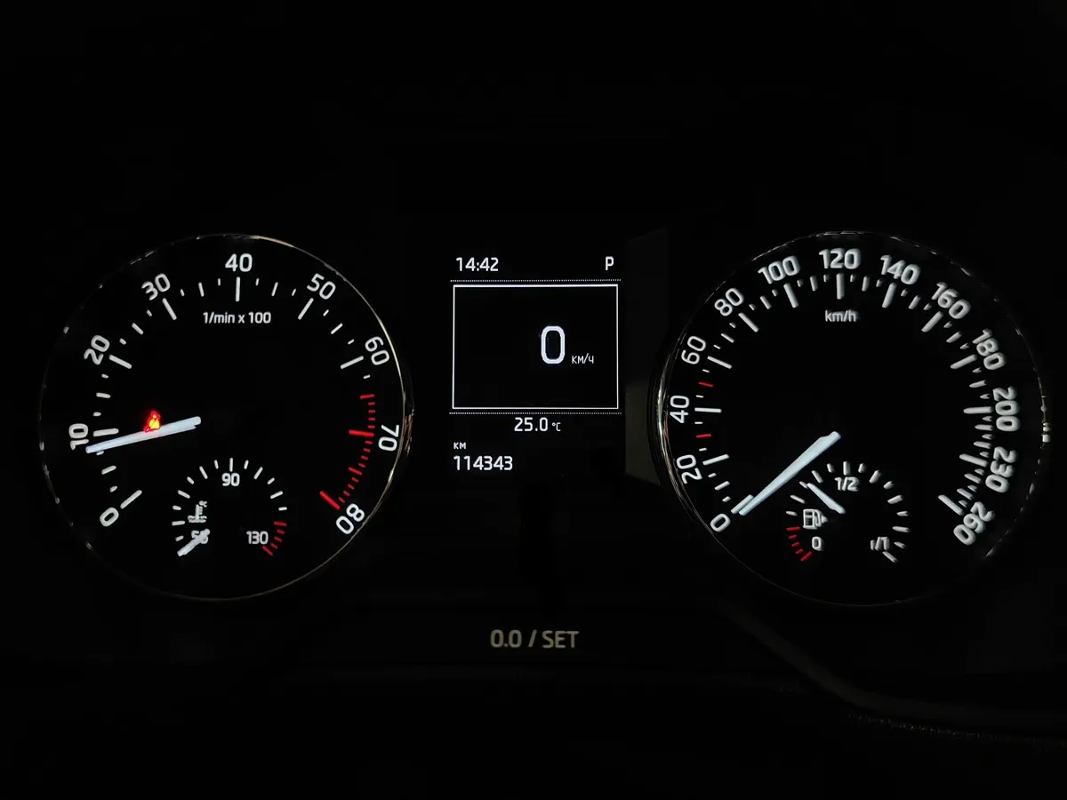 Skoda Octavia 1.8 TSI DSG (180 л.с.) Белый в АВИЛОН. Слайд №17