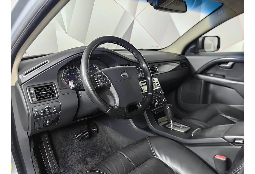 Volvo XC70 2.4 D5 Geartronic AWD (185 л.с.) Серый в АВИЛОН. Слайд №19