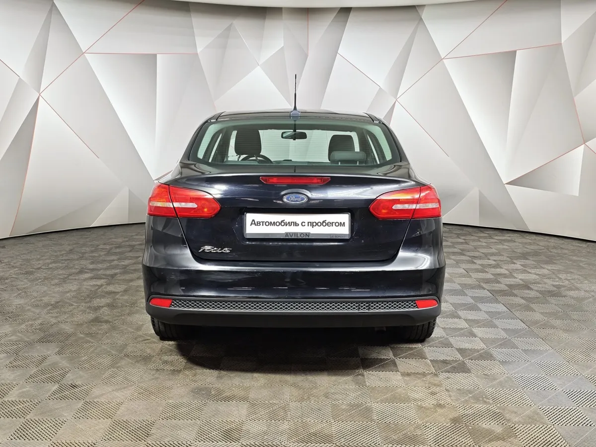 Ford Focus 1.6 Ti-VCT PowerShift (125 л.с.) Trend Черный в АВИЛОН. Слайд №8