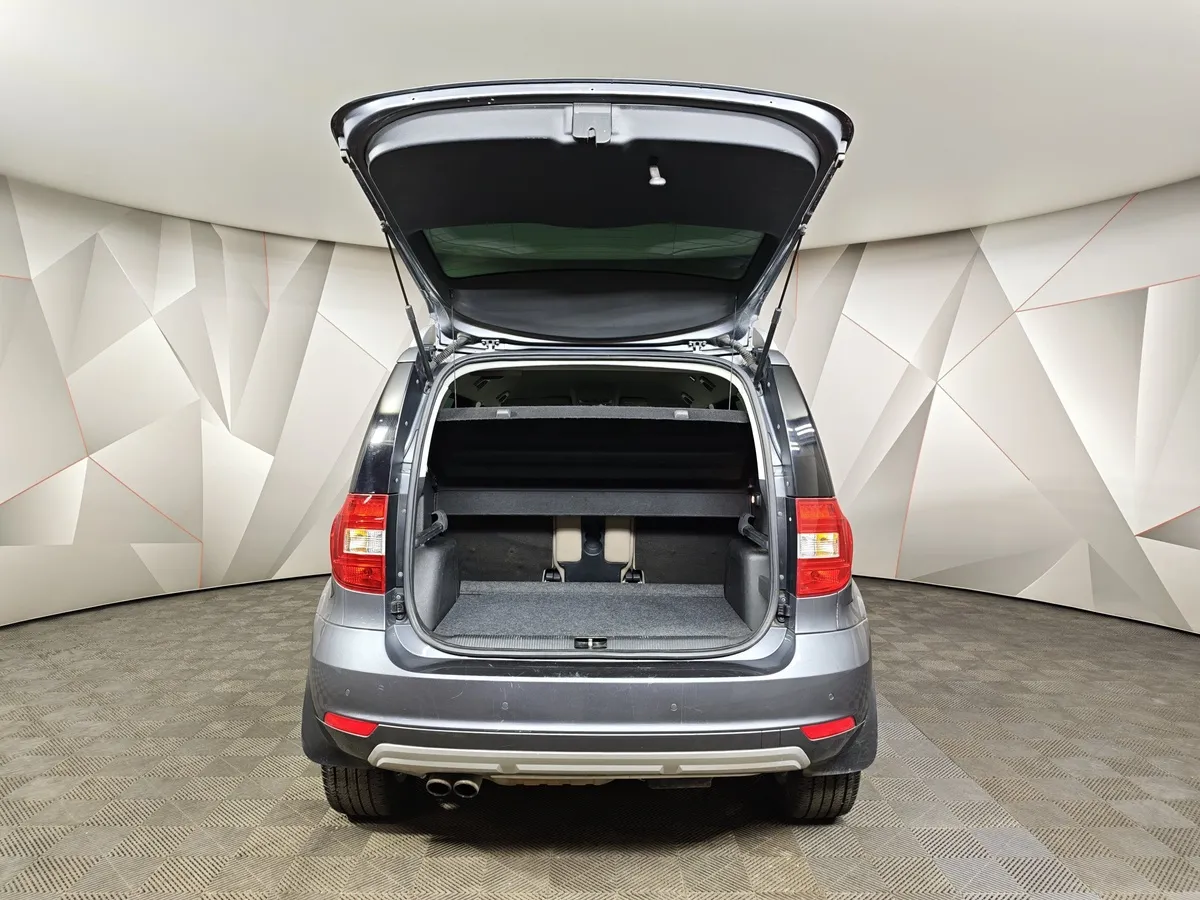 Skoda Yeti 1.8 TSI 4x4 DSG (152 л.с.) Серый в АВИЛОН. Слайд №12