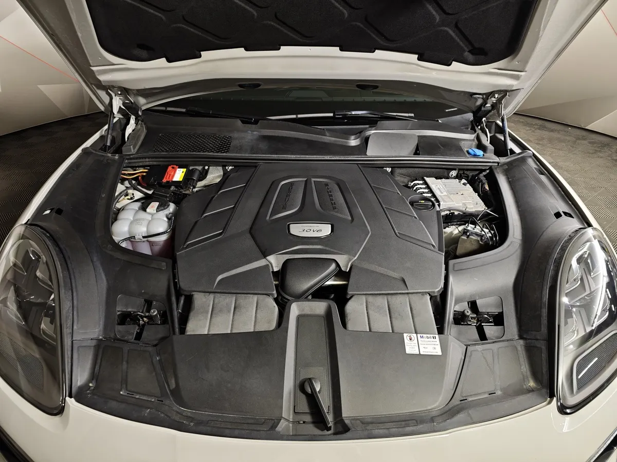 Porsche Cayenne Coupe 3.0 Tiptronic AWD (340 л.с.) Серый в АВИЛОН. Слайд №10