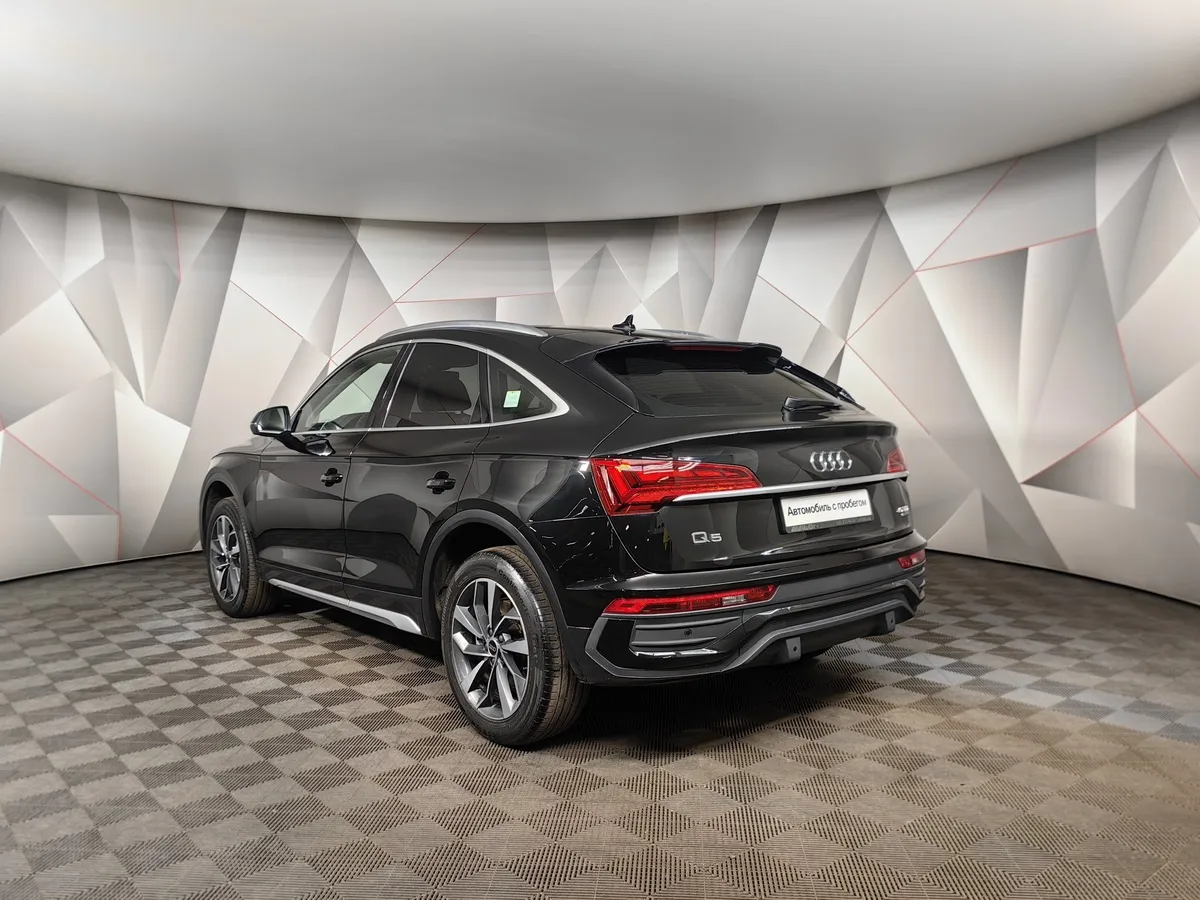 Audi Q5 Sportback 2.0 TFSI S tronic quattro (204 л.с.) Черный в АВИЛОН. Слайд №4