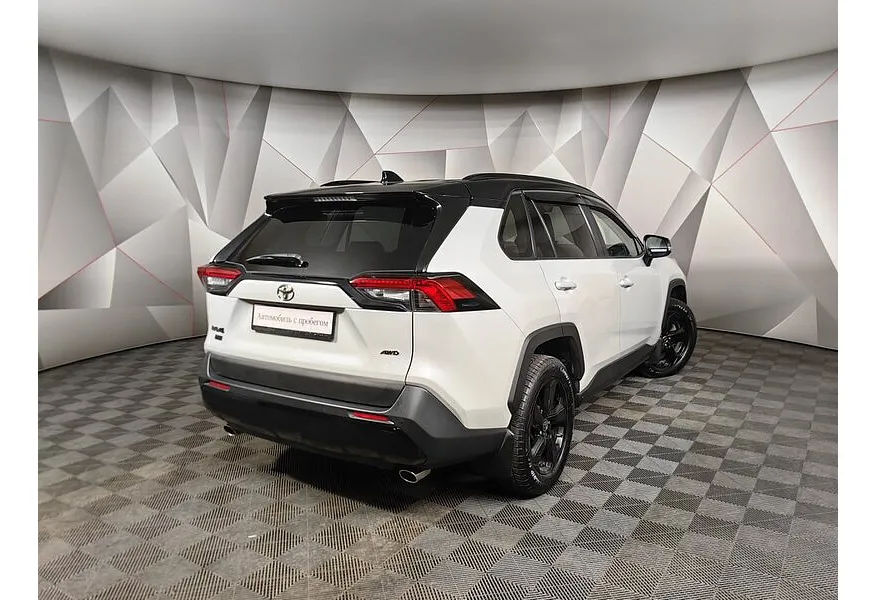 Toyota RAV4 2.0i CVT AWD (149 л.с.) Белый в АВИЛОН. Слайд №2