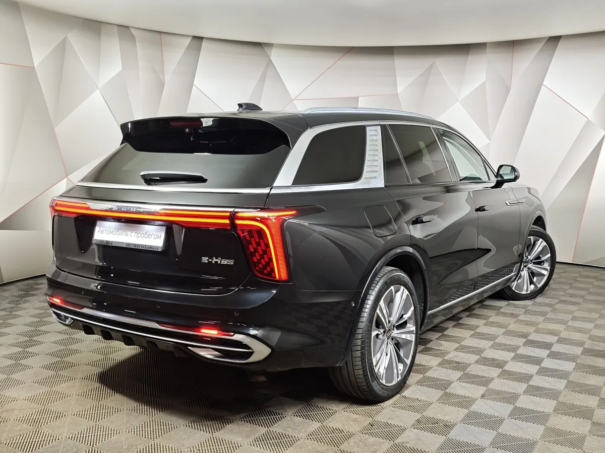 Hongqi E-HS9 AT 4WD (551 л.с.) 6 мест Делюкс Черный в АВИЛОН. Слайд №2
