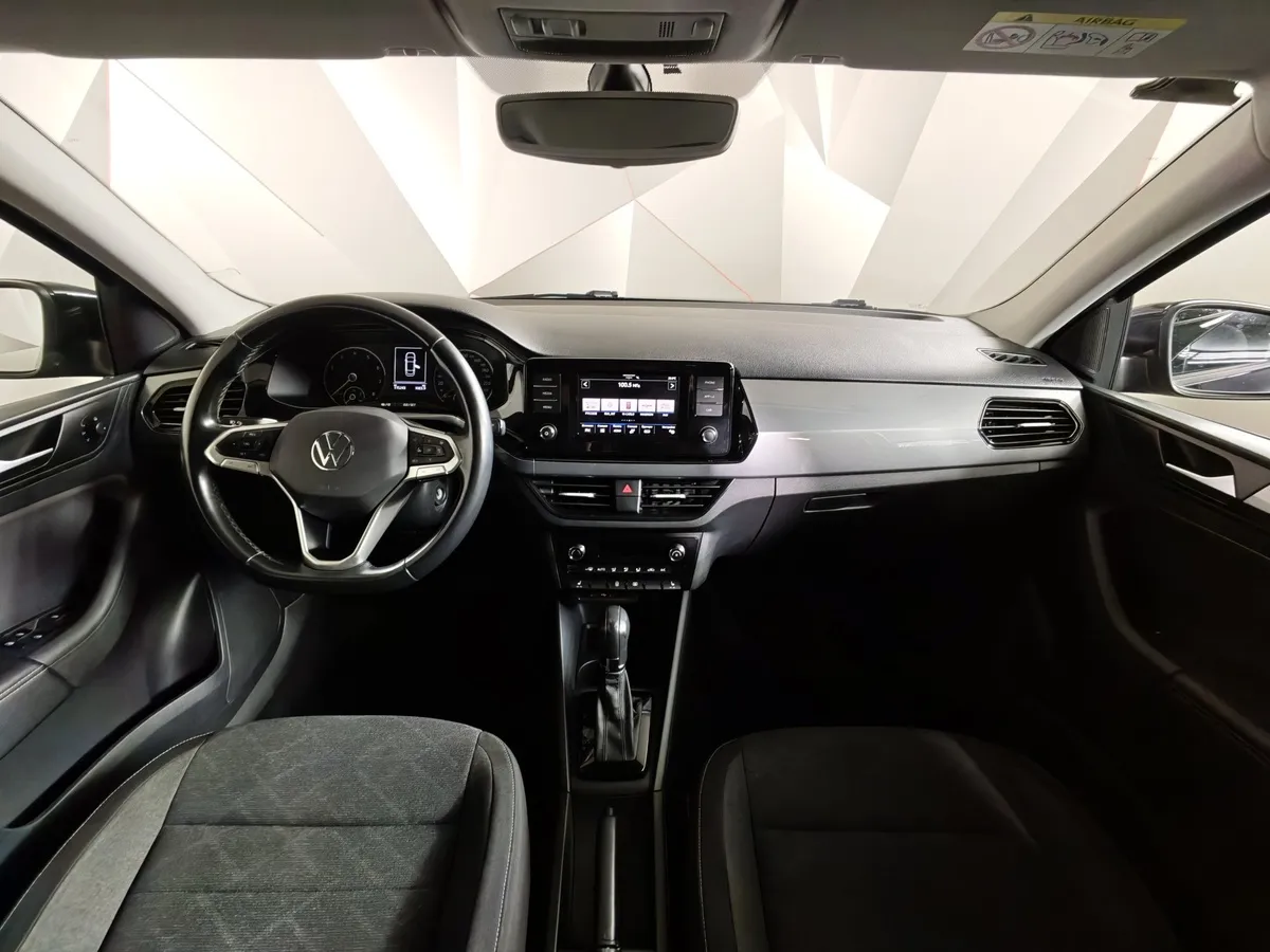 Volkswagen Polo 1.6 MPI AT (110 л.с.) Highline Черный в АВИЛОН. Слайд №14