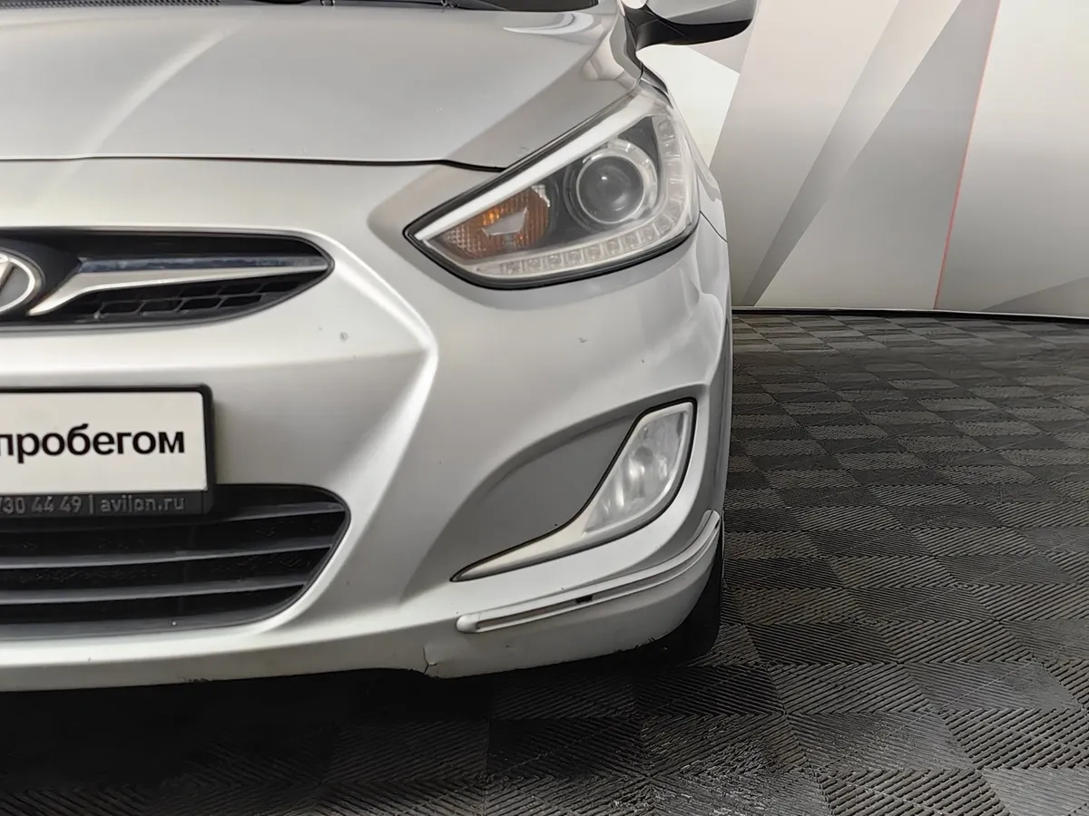 Hyundai Solaris 1.6 AT (123 л.с.) Active Серебристый в АВИЛОН. Слайд №10