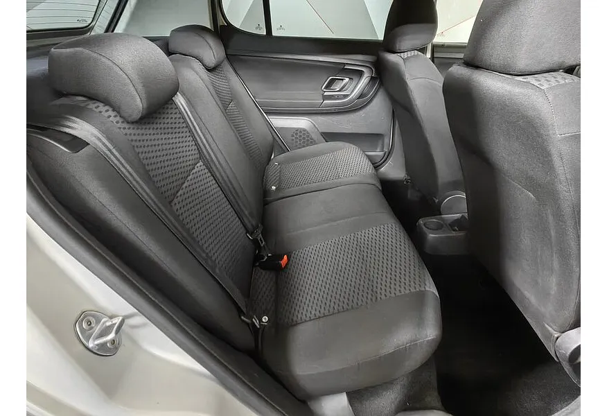 Skoda Fabia 1.4 MT (125 л.с.) Желтый в АВИЛОН. Слайд №13