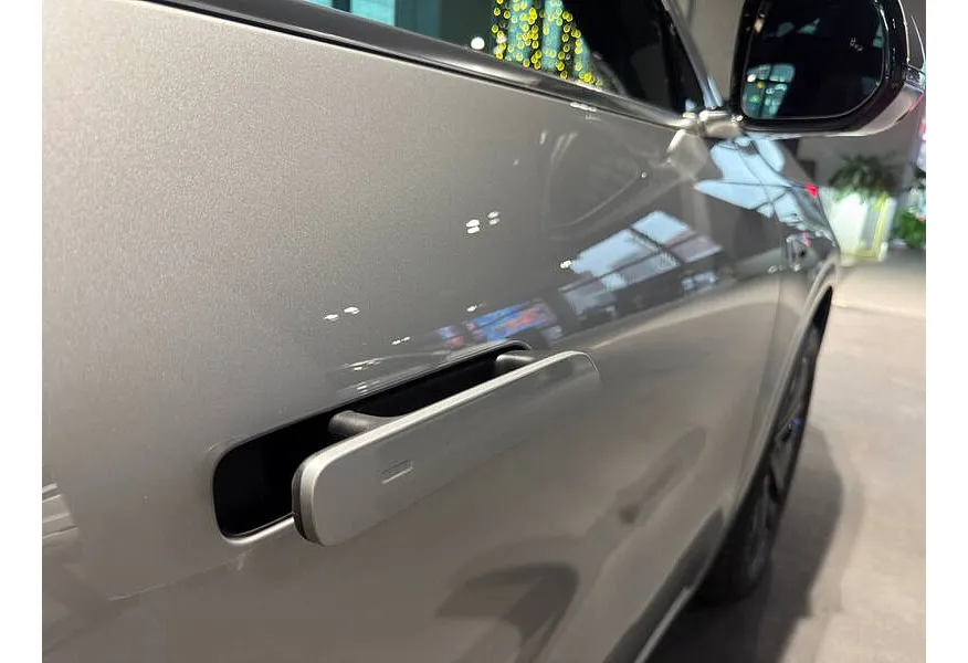 Li Auto L6 1.5 AT 4WD (150 л.с.) Max Серебристый в АВИЛОН. Слайд №7